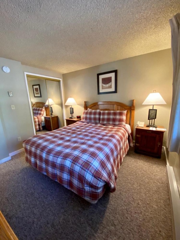 Tahoe Lakeshore Lodge & Spa image 13